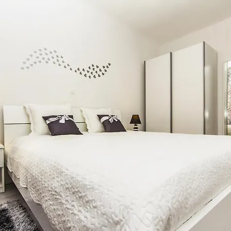 Adriatic Pearl Arena * Pula