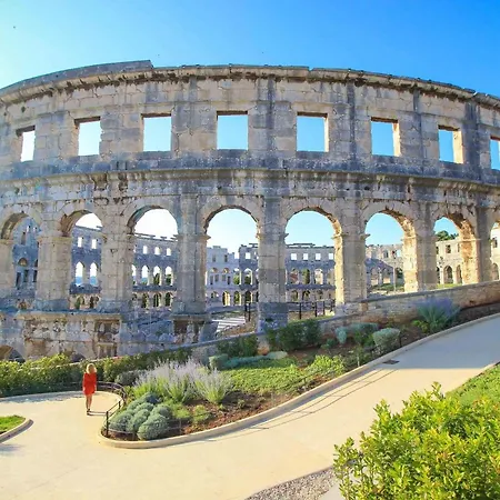 Adriatic Pearl Arena Pula