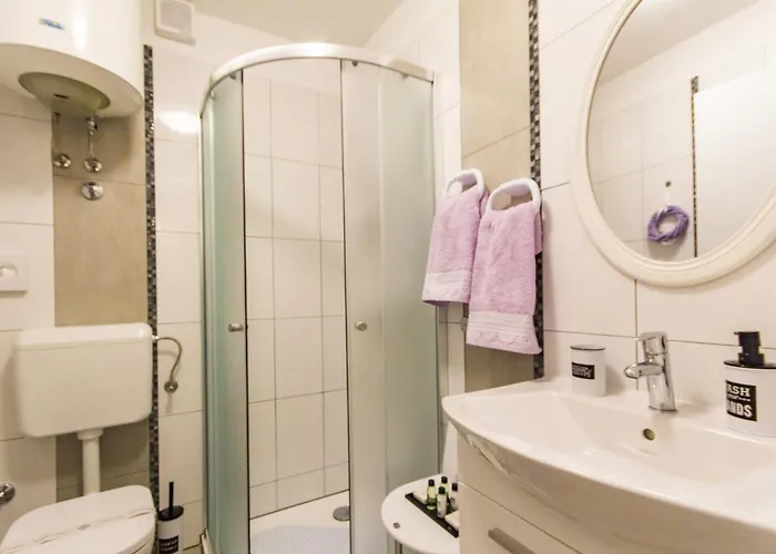 Adriatic Pearl Arena Apartman *